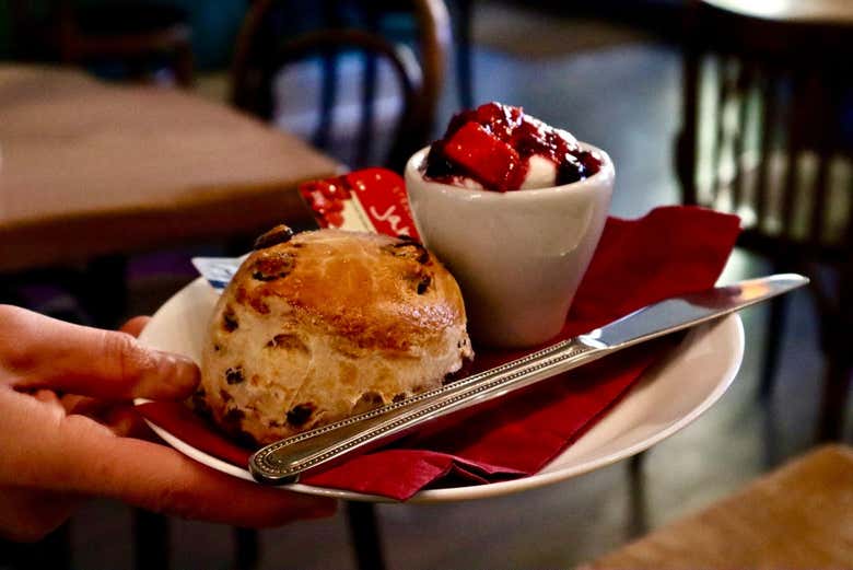 Goûter à de savoureux gâteaux écossais